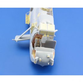 Sea King HC.4 interior AIRFIX A04056