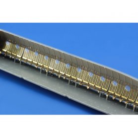 Eduard 1:72 C-54 cargo interior dla Revell 04877