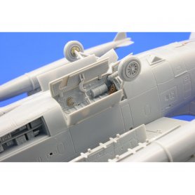 Eduard 1:72 A-7D S.A. dla Hobby Boss