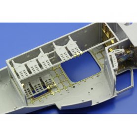 Wessex HU.5 interior S.A ITALERI