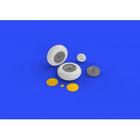 P-40 wheels w/ pattern HASEGAWA