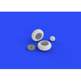 P-40 wheels w/ pattern HASEGAWA