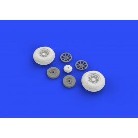 P-40 wheels w/ pattern HASEGAWA