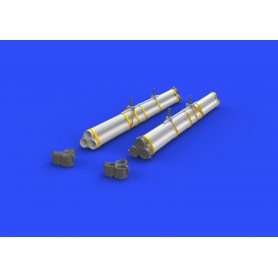 Eduard 1:32 Bazooka rocket launchers for P-40