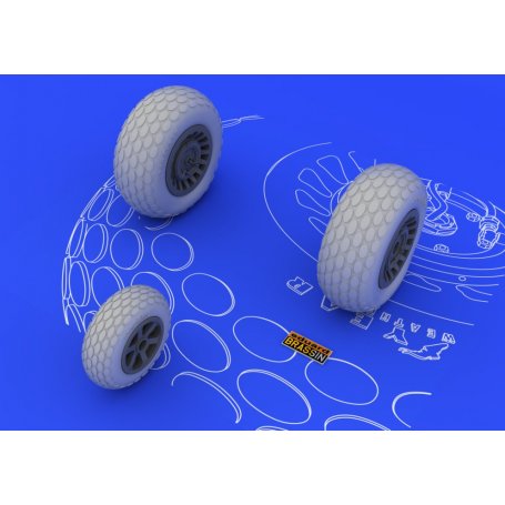 P-61 wheels GREAT WALL HOBBY