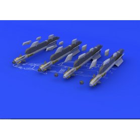Eduard 1:48 R-73 / AA-11 Archer