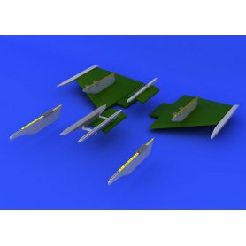 Eduard 1:48 F-104 pylons