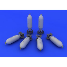 US 500lb bombs