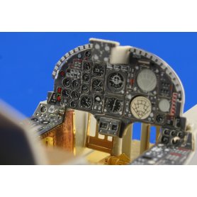 Eduard BIG 1:32 A-7E SJU-8 dla Trumpeter