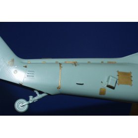 UH-60L 1/35 ACADEMY