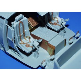 UH-60L 1/35 ACADEMY