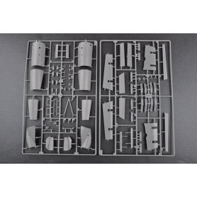 TRUMPETER 1:32 02250 GRUMMAN A-6E INTRUDER TRAM