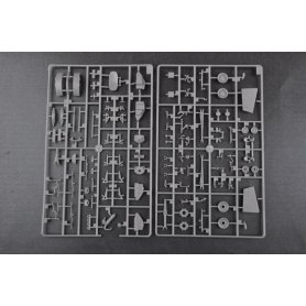 TRUMPETER 1:32 02250 GRUMMAN A-6E INTRUDER TRAM