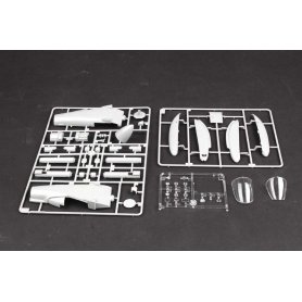 TRUMPETER 1:32 02286 AV-8B HARRIER II PLUS