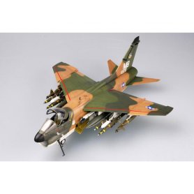 Trumpeter 1:32 USAF A-7D CorsairR II