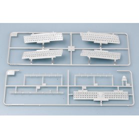 TRUMPETER 1:32 02242 U.S. NAVY SBD-3/4/A-24A "DAUNTLESS"