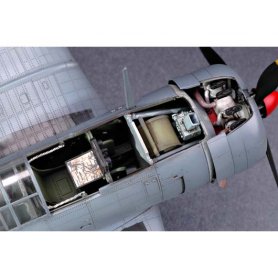 TRUMPETER 1:32 02242 U.S. NAVY SBD-3/4/A-24A "DAUNTLESS"