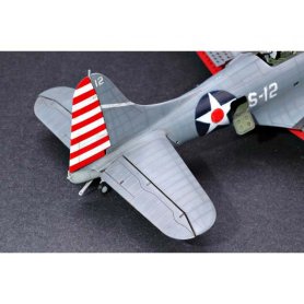 TRUMPETER 1:32 02242 U.S. NAVY SBD-3/4/A-24A "DAUNTLESS"