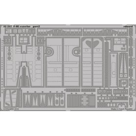 Eduard BIG 1:32 F-8E US Nvy dla Trumpeter
