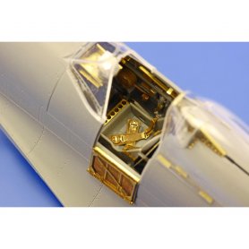 Eduard BIG 1:32 Supermarine Spitfire Mk.XVIe dla Tamiya
