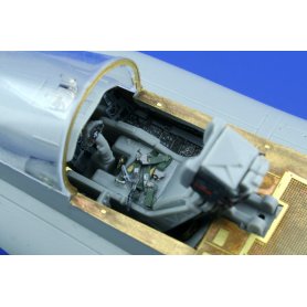 F/A-18A interior S.A. HOBBY BOSS