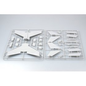 Trumpeter 1:32 F-8J Crusader