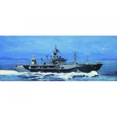 TRUMPETER 05715 1/700 USS BLUE RIDG