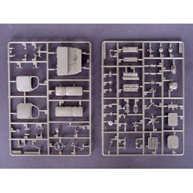 Trumpeter 1:35 ZIL-157 6X6 Military Truck