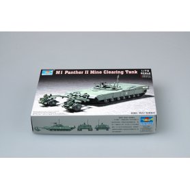 Trumpeter 1:72 M1 Panther II Mine clearing tank