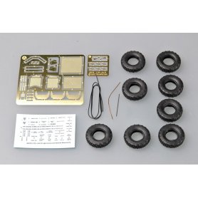 Trumpeter 1:35 LAV-R