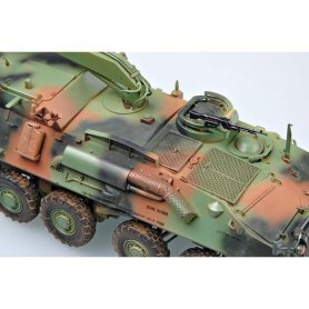 Trumpeter 1:35 LAV-R