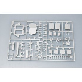 TRUMPETER 1:35 00371 USMC LAV-C2 LIGHT ARMORED VEHICLE-COMMAND AND CONTROL