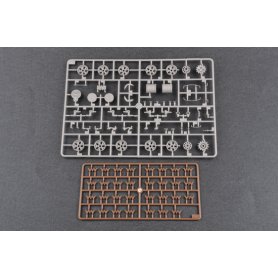 Trumpeter 1:35 T-62 model 1975 w/KMT