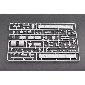 Trumpeter 1:35 T-62 model 1972 w/ERA
