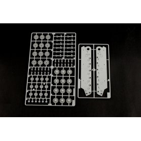Trumpeter 1:35 KV-8