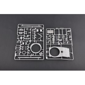 Trumpeter 1:35 T-64 B model 1975