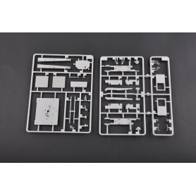 Trumpeter 1:35 05539 Russian ChTZ S-65 Tractor with cab