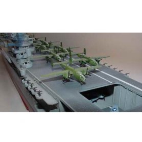 Trumpeter 1:350 CV-8 USS Hornet 