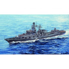 Trumpeter 1:700 05722 Russian Navy Marshal Ustinov Slava-Class-Cruiser