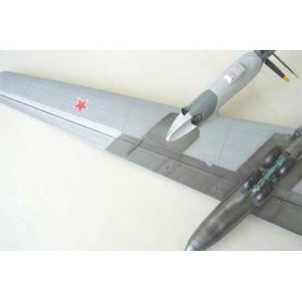 Trumpeter 1:72 01601 Tupolev Tu-95MS Bear-H