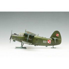 Trumpeter 1:72 Antonov An-2 Colt on skis