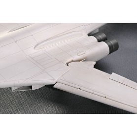 Trumpeter 1:72 Tupolev Tu-160 Blackjack