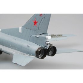 Trumpeter 1:72 Tupolev Tu-22M2 Backfire B