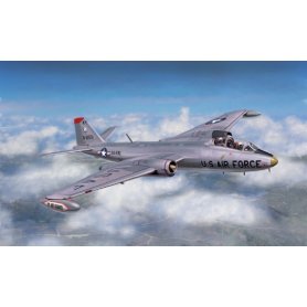 Italeri 1387 1/72 Martin B-57B