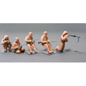 Mini Art 35226 Soviet Assault Infantry ( winter )