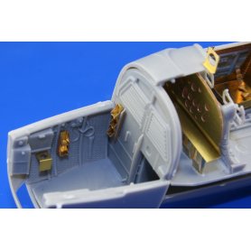 B-25B Accurate Miniatures