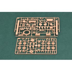 HOBBY BOSS 82478 1/35 Hungarian Light Tank 38M Tol