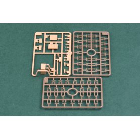 HOBBY BOSS 82478 1/35 Hungarian Light Tank 38M Tol