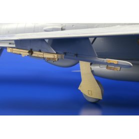 Eduard BIG 1:48 F-105D dla Hobby Boss