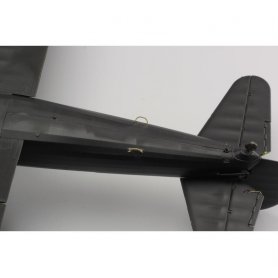 Eduard BIG 1:48 PT-17 dla REVELL